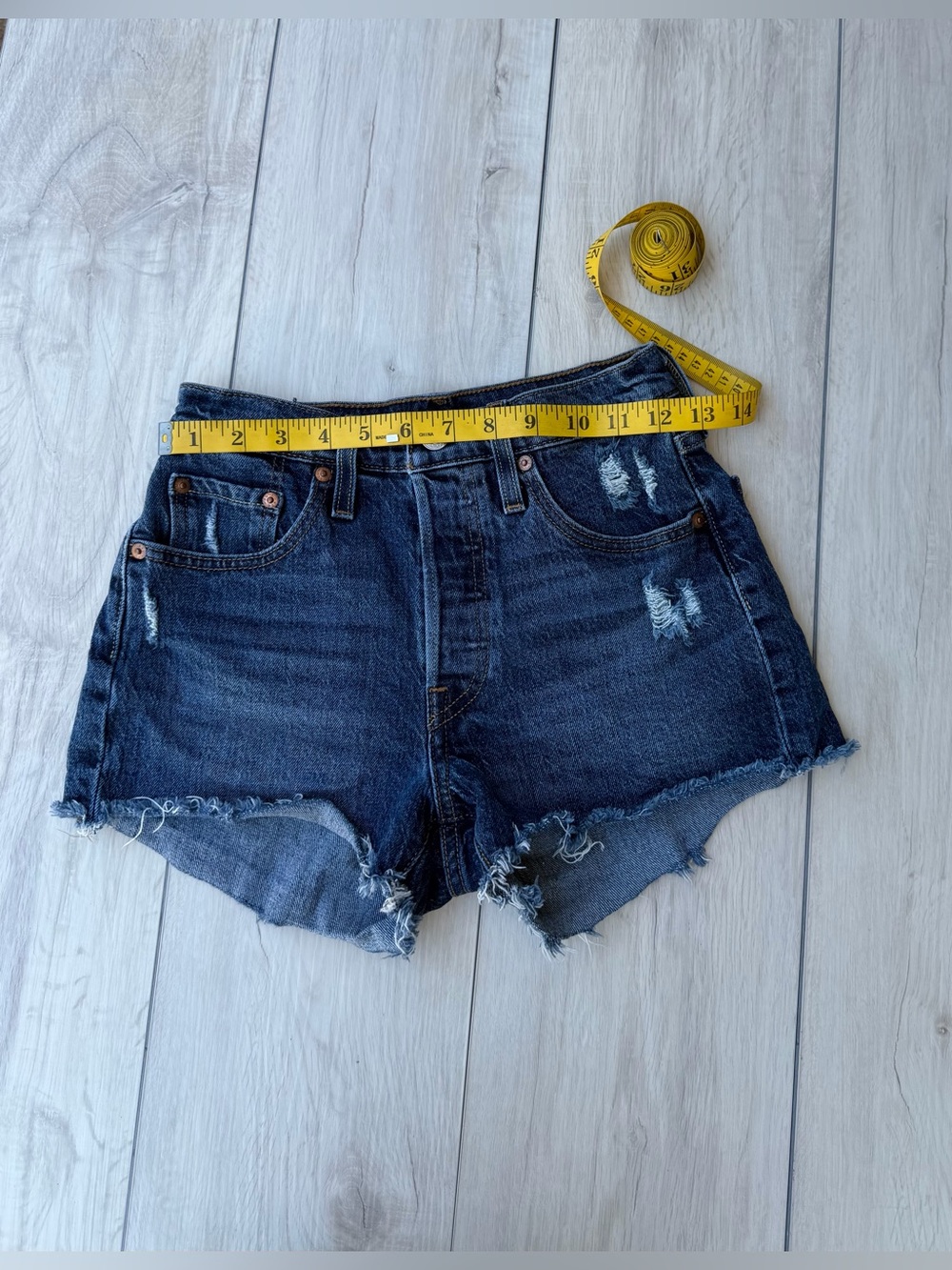 Levi's 501 Button Fly High Rise Dark Blue Indigo Distressed Denim Cutoff Shorts - Picture 4 of 11